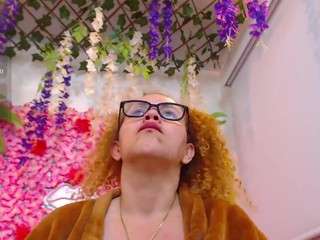 blondesquirt