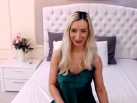 Sweet eyes and lovely smile ♥ Let me fascinate you with my voice, guide my moves as if your hands are caressing me all the way down ♥ I love being spoiled and I love to spoil you back! ♥
