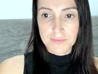 Hi I am a single mom looking for some fun. What about you?