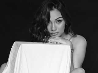 free jasmin livecam AmyZuri