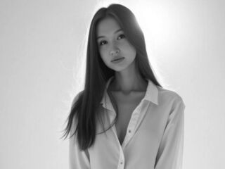 masturbating webcamgirl AstridManning