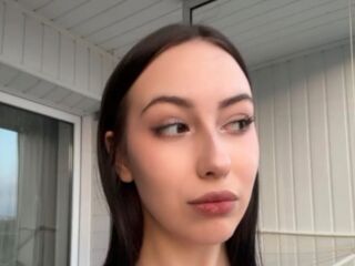 hot cam show EllyMcdaniel