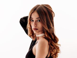 cybersex chat room EmilliaFox