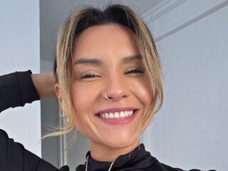 cam babe JuliettaDiaz