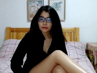 live cam show LinaZhang