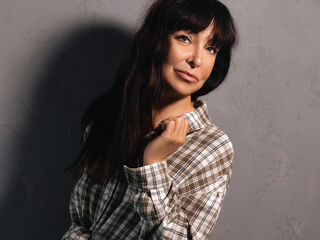 shower live cam LindaPowells