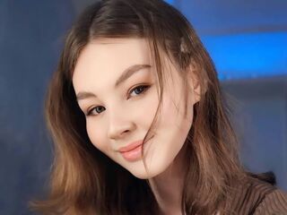 live webcam model LuanneGfroerer
