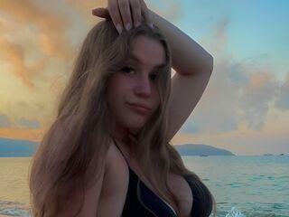 camgirl shaving pussy MeganPerson