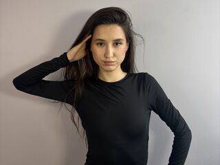 live cam show MirelNaomi