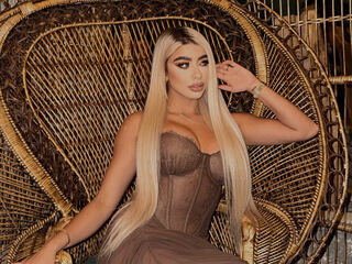 nude webcam ZoeyVegas