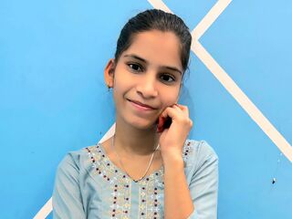 naked girl with webcam fingering pussy MickeySean