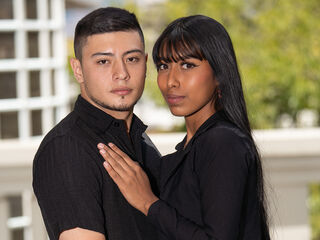 cam couple chat HannaAndApolo