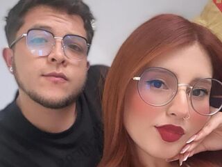 live sex cam LeahandAlex