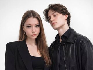 camgirl fucked in pussy LeoAndMira