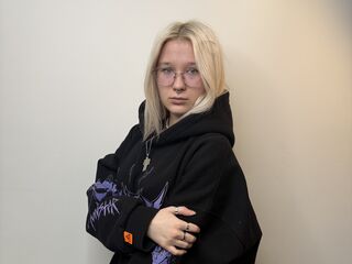 camgirl webcam AdelinaCostanti