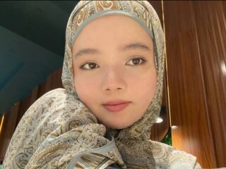 topless cam girl AftonJira