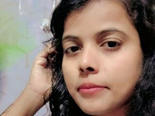 fingering camgirl AishwariaRaie