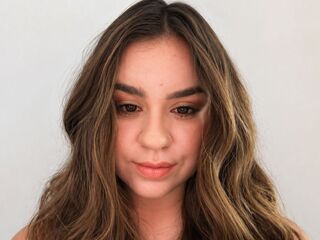 camgirl chatroom AlexandraThornt