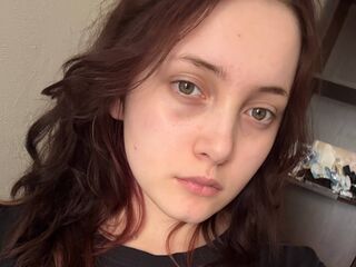 camslut topless AmilyBens