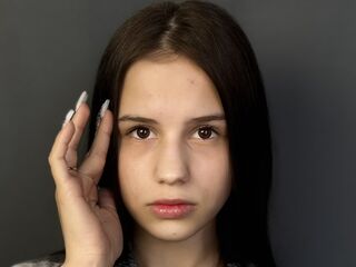 live chatroom AnnetPintonin