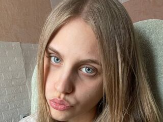 naughty cam AyannaOverturf