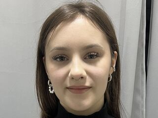 camgirl sexchat BattyDrake