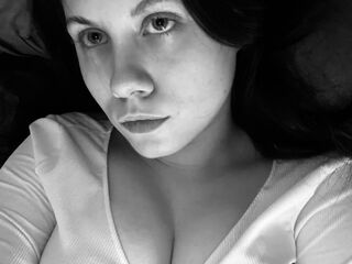 camslut masturbating BelaWink