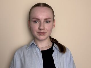 livesex video BettyannGrenon