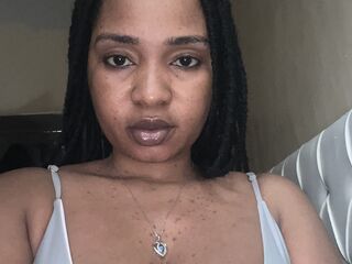live teaser cam CarolineJames