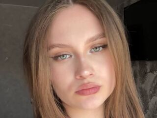 babe cam CarylonPreis