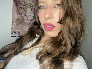 camwhore shaving pussy CatalinaKlopp