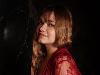 webcamsex CharlotBlonde