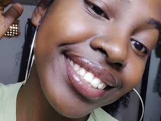 webcam live sex CharlottePeters