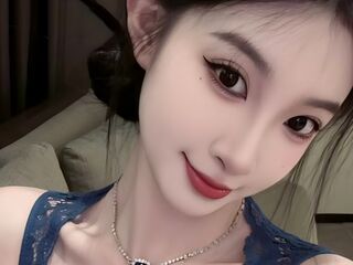 naked camgirl ClaraElla