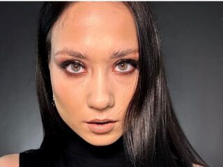 naked girl with cam masturbating ColbyMccrum