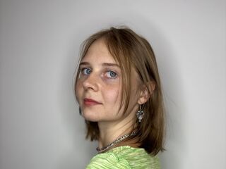 webcamgirl chat room DenniseVerso