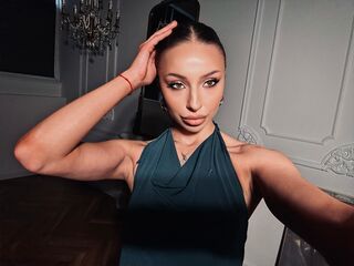 naughty camwhore ElizabethNorris