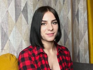 camgirl showing tits EmmaLison