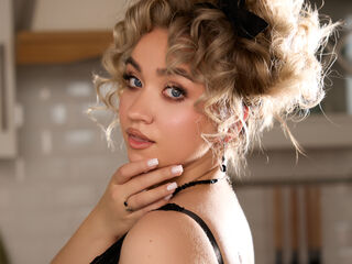 girl chatroom EvaSoftly