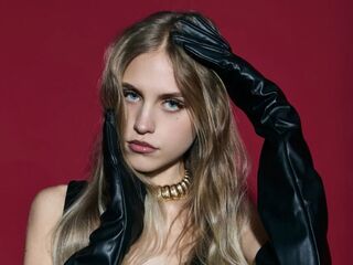 fingering girl chatroom EveTottingham