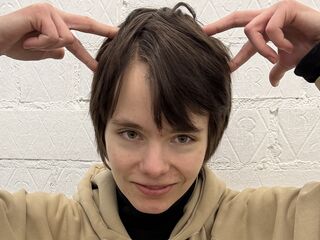 live webcam performer GermaineBininger