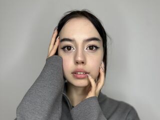 naked webcam girl masturbating HannahDinizo
