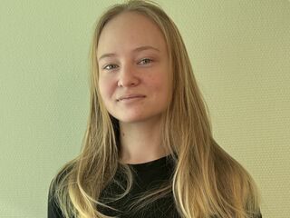 cybersex chatroom JeniferFerrarini