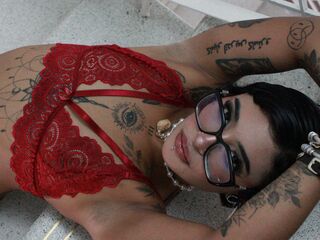 voyeur web cam JessiHilton