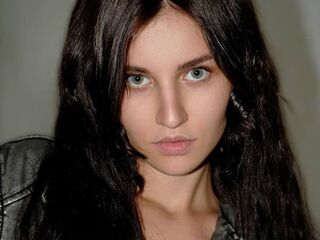 naked camgirl masturbating JolineDurda