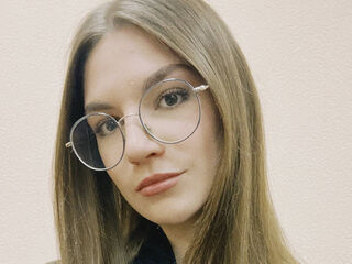 naked webcamgirl picture KaraTribley