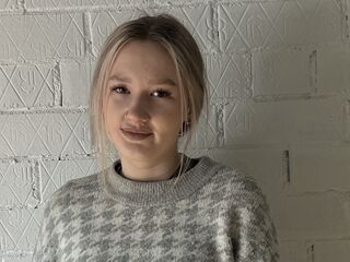 nude cam girl photo KarynMcguire