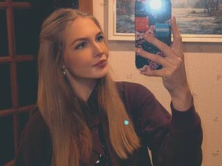 naked webcam girl fingering KateyTouriny