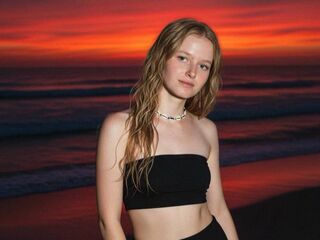 nude webcam girl KeilaSmiekowski