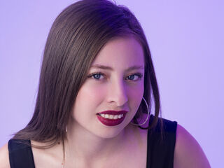 camwhore spreading pussy LennaPhillips